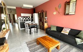 2 Bedrooms - Sea View Apartment